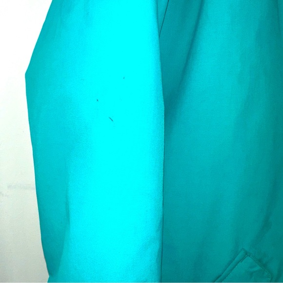 Burton Youth XL Jacket. Will look like new on your child! Very warm. - Picture 4 of 5